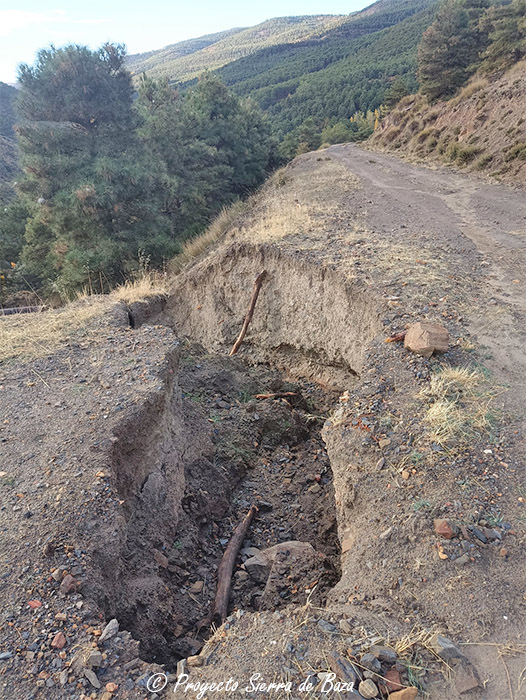Las tormentas registradas a lo largo del mes de octubre dejan graves e importantes daños en las pistas forestales del Parque Natural Sierra de Baza