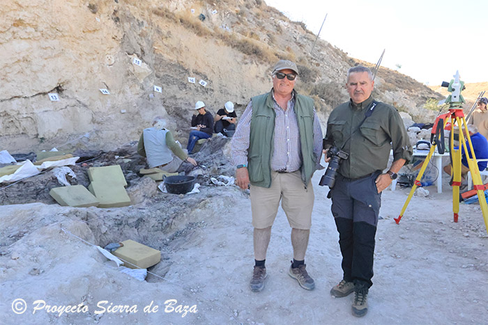 Entrevista con Bienvenido Martínez Navarro coordinador de las excavaciones paleontológicas en el Yacimiento Baza 1