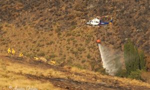 Foto de Helicópteros interviniendo en uno de los incendios sufridos en precedentes años en la Sierra de Baza